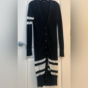 Banana Republic Black and Cream Long Cardigan
